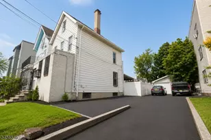 55 Winthrop St, Newark, NJ 07104 - Photo 4