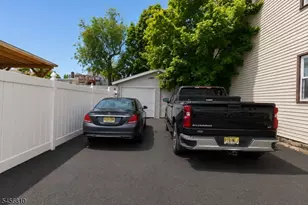 55 Winthrop St, Newark, NJ 07104 - Photo 2