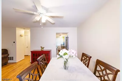 17 Heritage Ct, Ewing Township, NJ 08628 - Photo 10