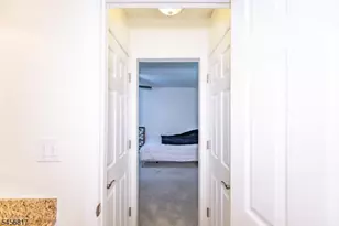 17 Heritage Ct, Ewing Township, NJ 08628 - Photo 36