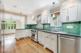 22 Shadyside Ave, Summit, NJ 07901 - Photo 10