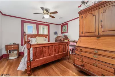 169 Leigh St, Clinton, NJ 08809 - Photo 16