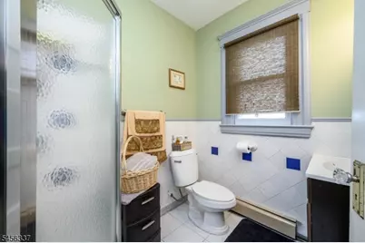 115 E 6th Ave, Roselle, NJ 07203 - Photo 14
