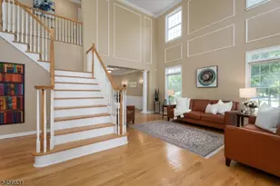 2 Aronimink Ct, Montgomery Township, NJ 08558 - Photo 6