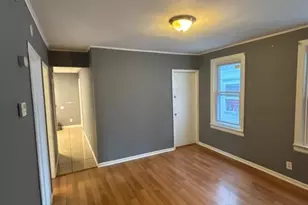 28 Leslie Pl, Irvington, NJ 07111 - Photo 2