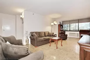 316 Prospect Ave, Hackensack, NJ 07601 - Photo 10