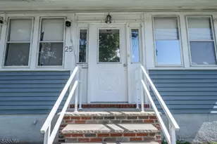 25 Comfort Pl, Clifton, NJ 07011 - Photo 2