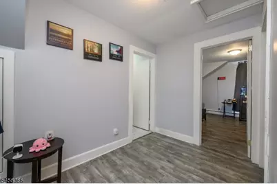 25 Comfort Pl, Clifton, NJ 07011 - Photo 20