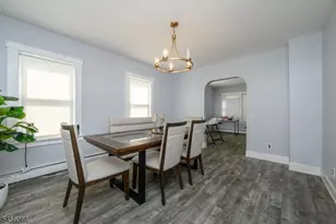 25 Comfort Pl, Clifton, NJ 07011 - Photo 10