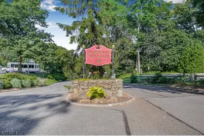 320 South Street #18H, Morristown, NJ 07960 - Photo 2