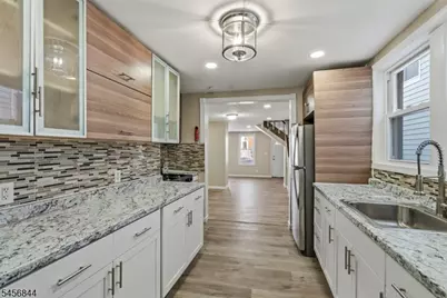 11 Tichenor Ter, Irvington, NJ 07111 - Photo 6