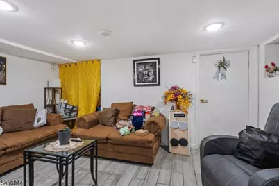 11 Tichenor Ter, Irvington, NJ 07111 - Photo 16