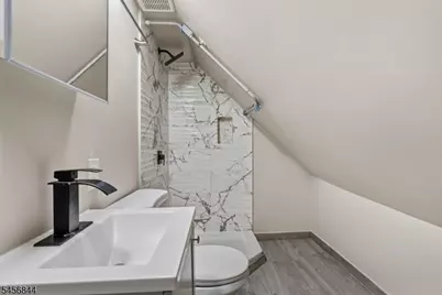 11 Tichenor Ter, Irvington, NJ 07111 - Photo 12