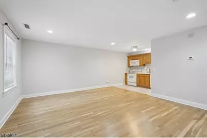 53-55 Broadway #D, Park Ridge, NJ 07656 - Photo 4