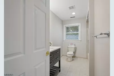 53-55 Broadway #D, Park Ridge, NJ 07656 - Photo 10
