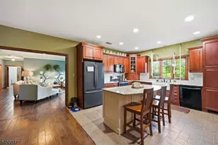 508 Maple Ln, Allamuchy Township, NJ 07821 - Photo 6