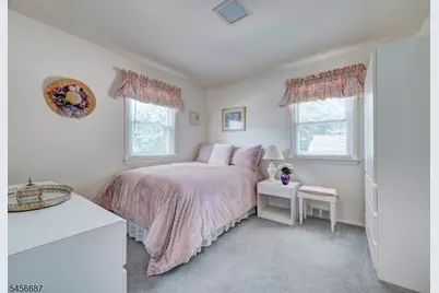 14 Holmes St, West Orange Township, NJ 07052 - Photo 10