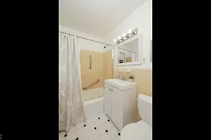 32A W Roselle Ave, Roselle Park, NJ 07204 - Photo 16