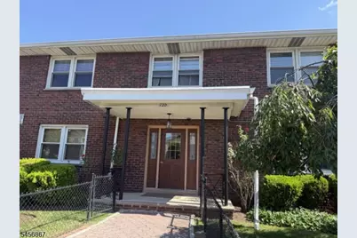 718-720 Stuyvesant Ave #2C, Lyndhurst Township, NJ 07071 - Photo 1