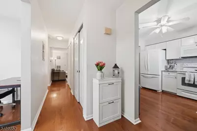 410 Ferncrest Ct, Readington, NJ 08887 - Photo 6