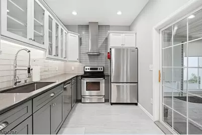 242 Hiawatha Blvd, Parsippany, NJ 07034 - Photo 2