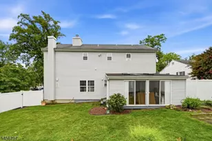 242 Hiawatha Blvd, Parsippany, NJ 07034 - Photo 30