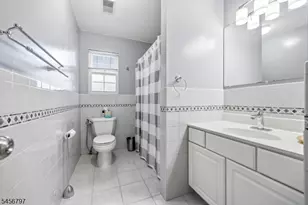 242 Hiawatha Blvd, Parsippany, NJ 07034 - Photo 20