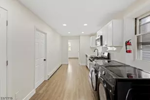 86 Farnham Ave, Garfield, NJ 07026 - Photo 4