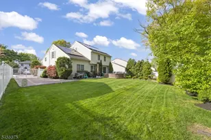 279 Nathan Ct, Aberdeen Township, NJ 07721 - Photo 20