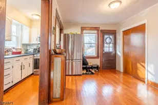 10 Marshall St, West Caldwell, NJ 07006 - Photo 10