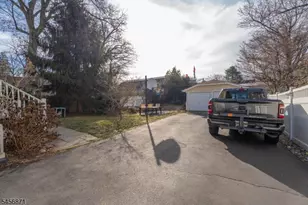 10 Marshall St, West Caldwell, NJ 07006 - Photo 30