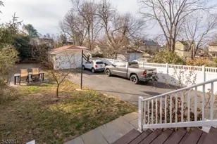 10 Marshall St, West Caldwell, NJ 07006 - Photo 28