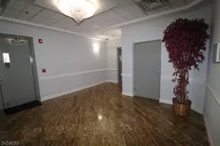 411-419 Chestnut St, Newark, NJ 07105 - Photo 22
