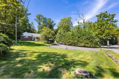 77 Gregory Ave, West Orange Township, NJ 07052 - Photo 4