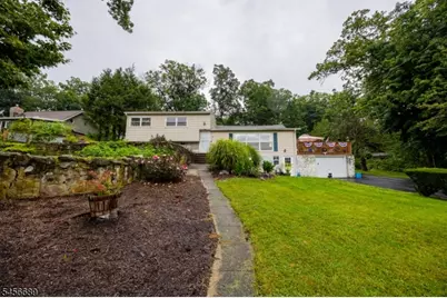 19 Lakeside Dr, Vernon, NJ 07461 - Photo 26