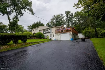 19 Lakeside Dr, Vernon, NJ 07461 - Photo 24
