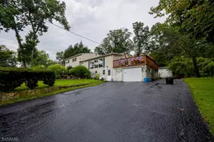 19 Lakeside Dr, Vernon, NJ 07461 - Photo 24