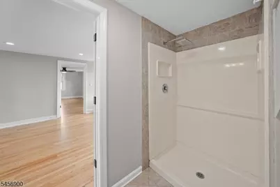 117 Mountain View Rd, Hillsborough Township, NJ 08844 - Photo 32