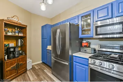 12 Cypress Ct, Clinton, NJ 08809 - Photo 8