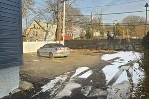 314 N Park St, East Orange, NJ 07017 - Photo 8