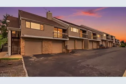 6 N Slope, Union Township, NJ 08809 - Photo 2