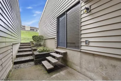 6 N Slope, Union Township, NJ 08809 - Photo 28