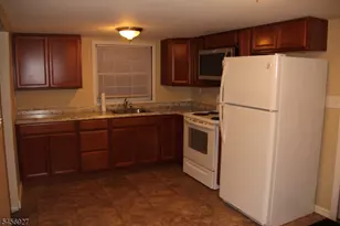 31 Ringwood Ln, West Milford, NJ 07421 - Photo 4