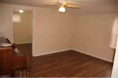 31 Ringwood Lane, West Milford, NJ 07421 - Photo 8