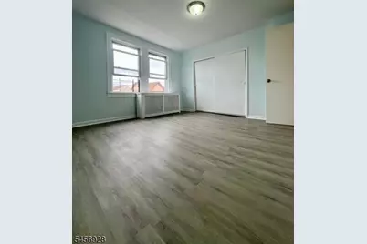 247 Parker St, Newark, NJ 07104 - Photo 4