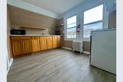 247 Parker St, Newark, NJ 07104 - Photo 2