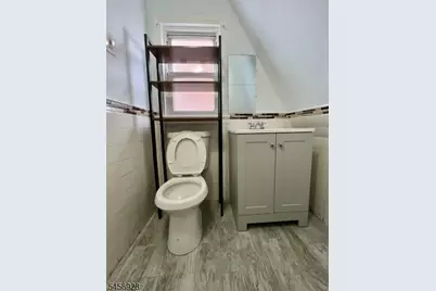 247 Parker St, Newark, NJ 07104 - Photo 6