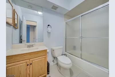 338 Phoebe Ct, Readington, NJ 08887 - Photo 10
