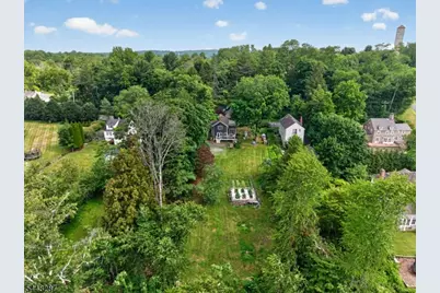 79 W Main St, Mendham, NJ 07945 - Photo 32