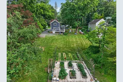79 W Main St, Mendham, NJ 07945 - Photo 20